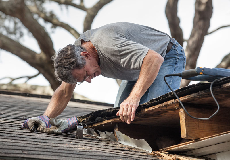 3 Signs You Should Consider a New Roof